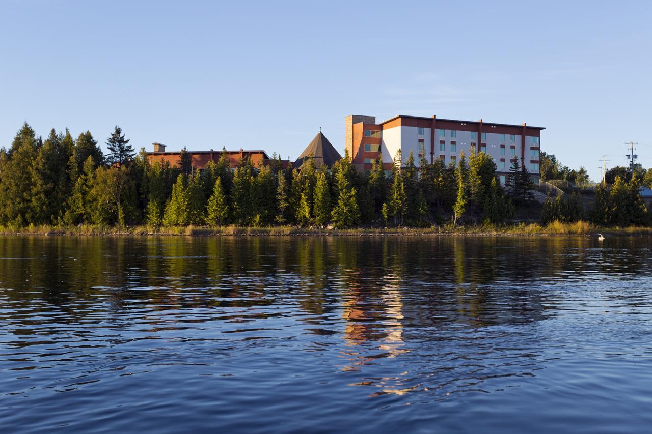 Manitoulin Hotel And Conference Centre Little Current Ngoại thất bức ảnh